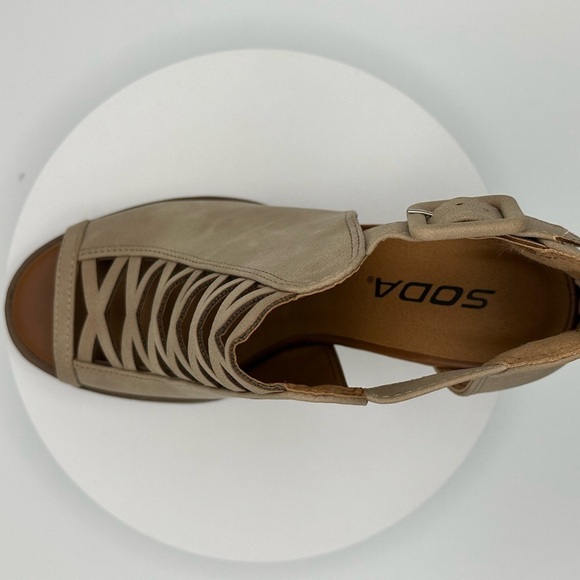 SODA “Aran” Bootie, NIB, Size 6 - Picture 4 of 12